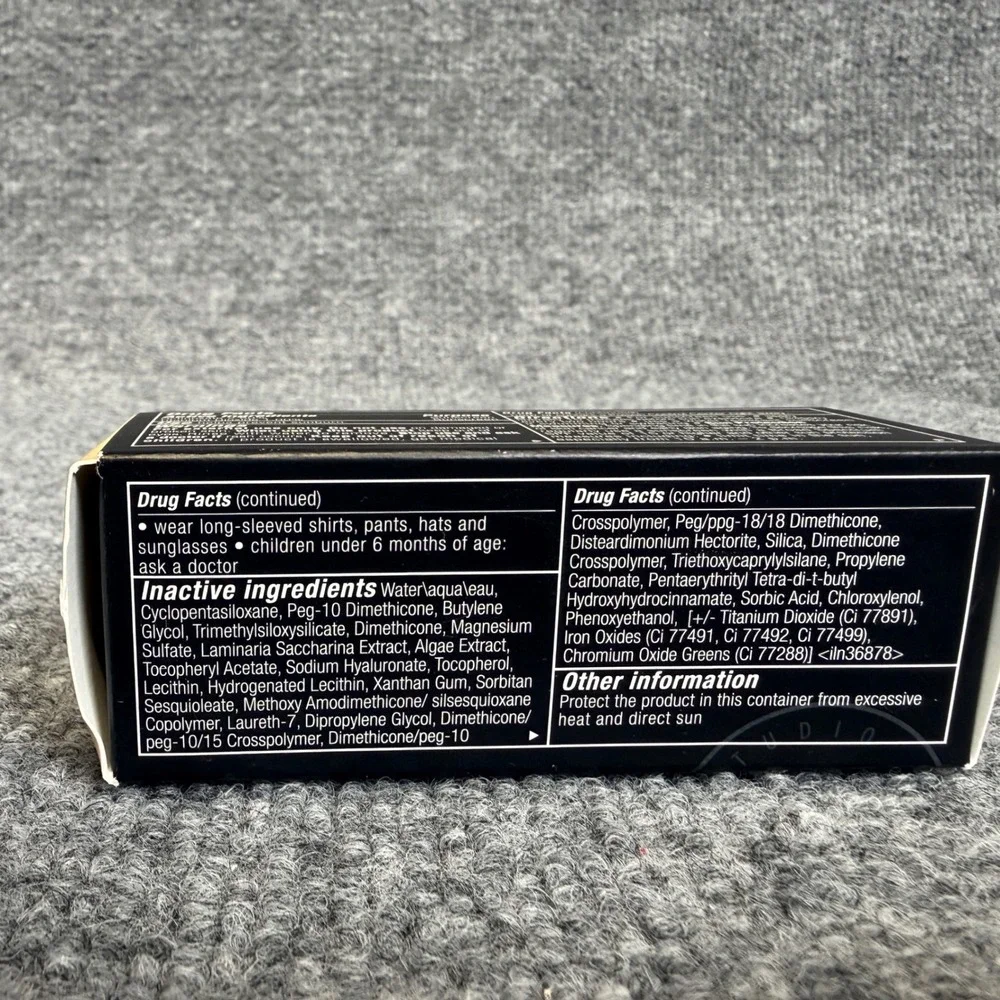 MAC Studio Fix Fluid SPF 15 Foundation NC10 Matte Full Coverage 1.0oz 30ml